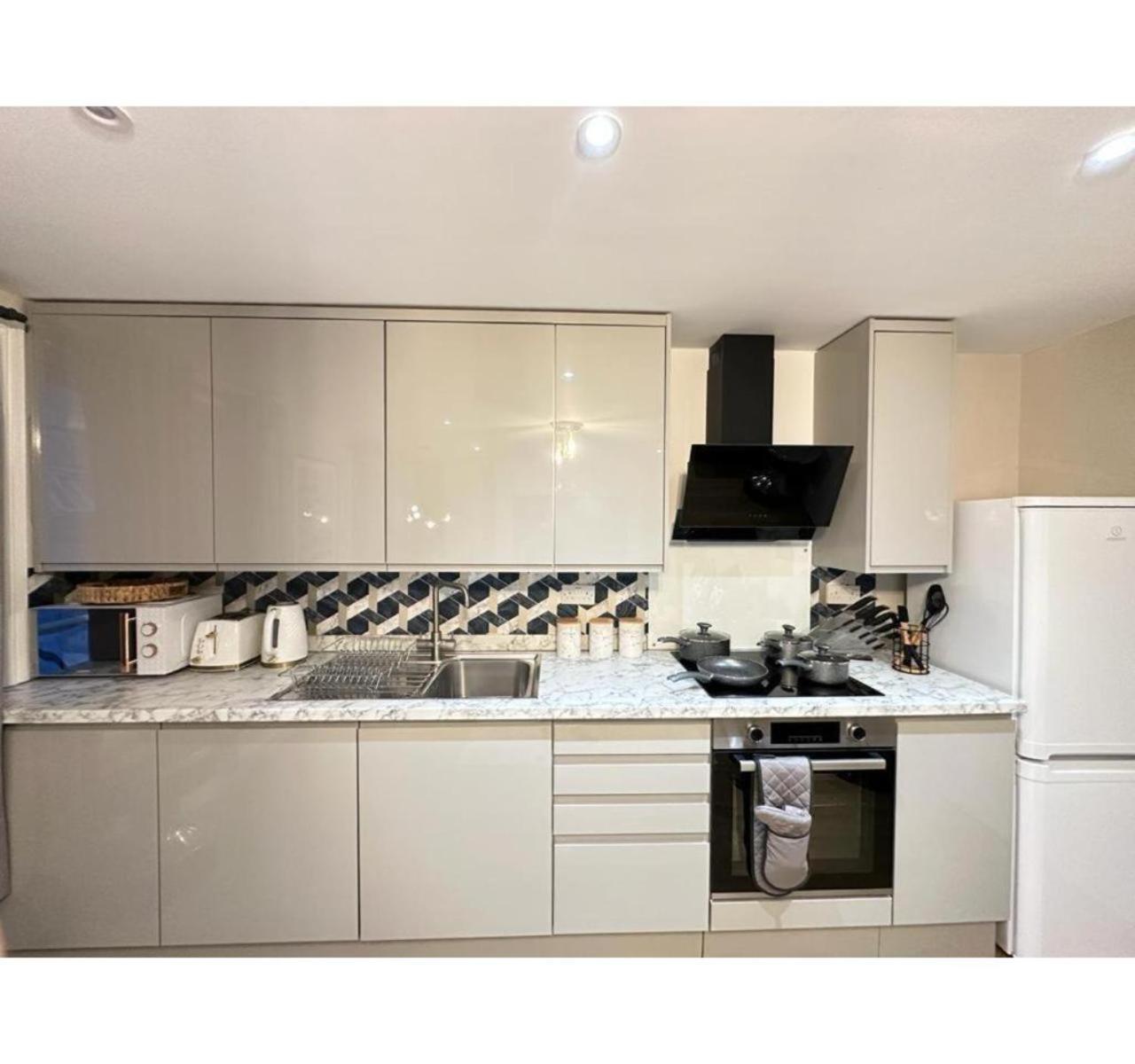 Apartament F3- Gorgeous 1 Bed Flat Near Edgware Road Station Londyn Zewnętrze zdjęcie